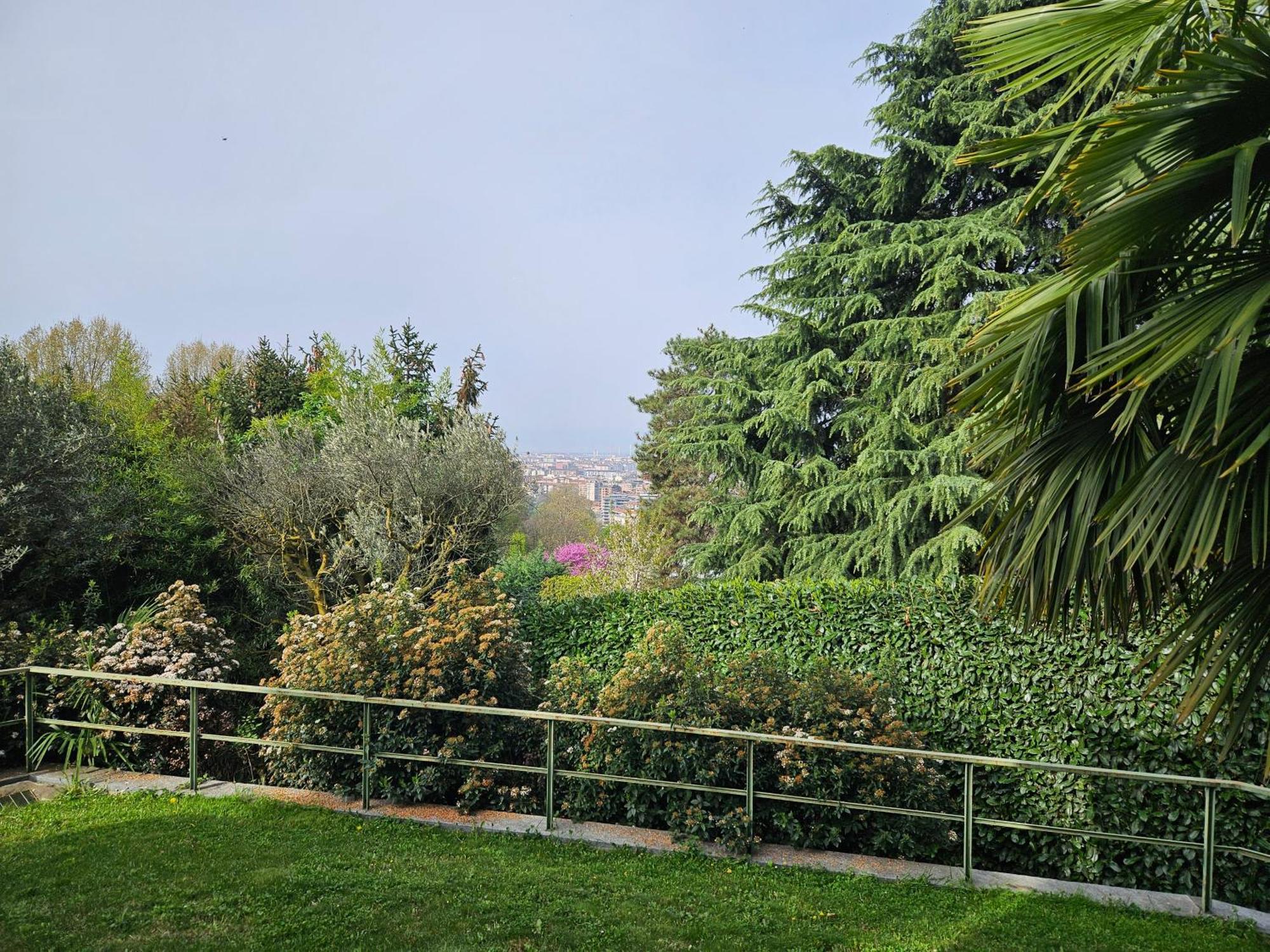 Villa In Precollina Turin Exterior photo